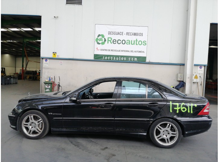 mercedes-benz clase c (w203) berlina del año 2006