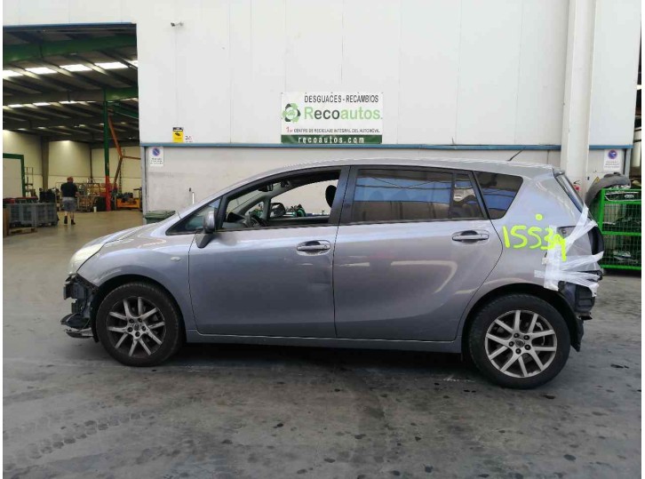 toyota verso del año 2013