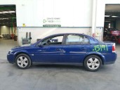 opel vectra c berlina del año 2004