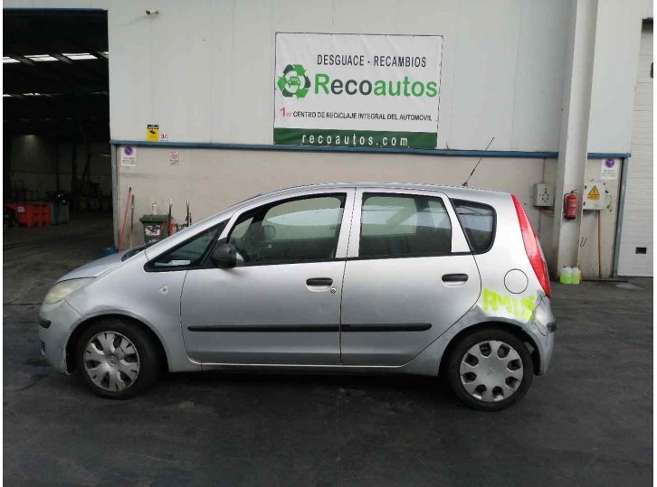 mitsubishi colt berlina 5 (z30a) del año 2006