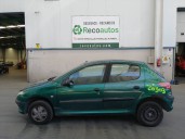 peugeot 206 berlina del año 2000