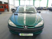 peugeot 206 berlina del año 2000