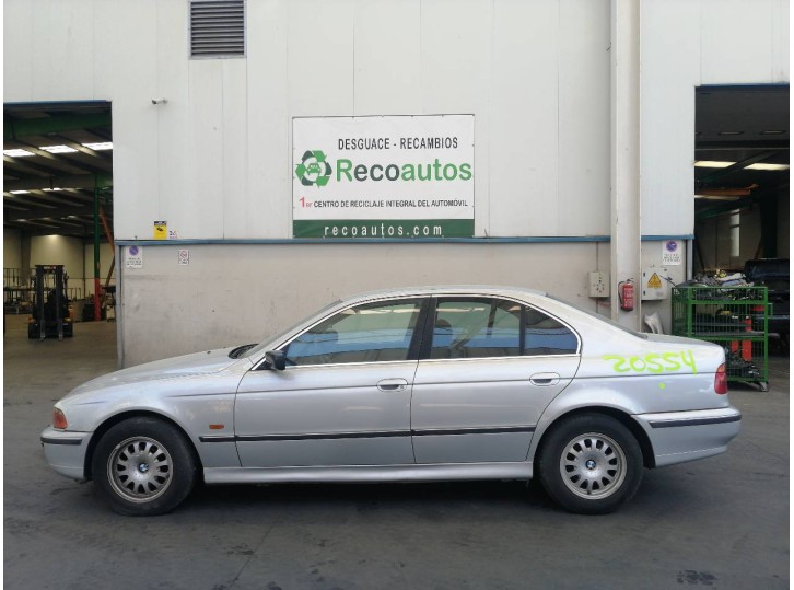 bmw serie 5 berlina (e39) del año 2000
