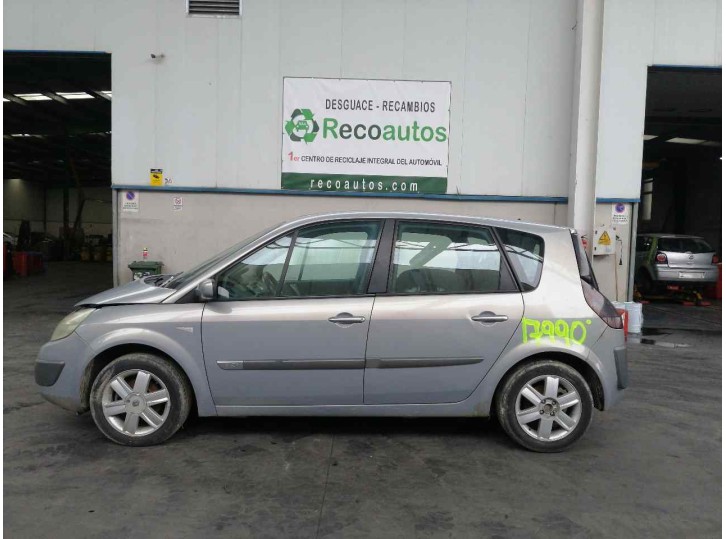 renault scenic ii del año 2004