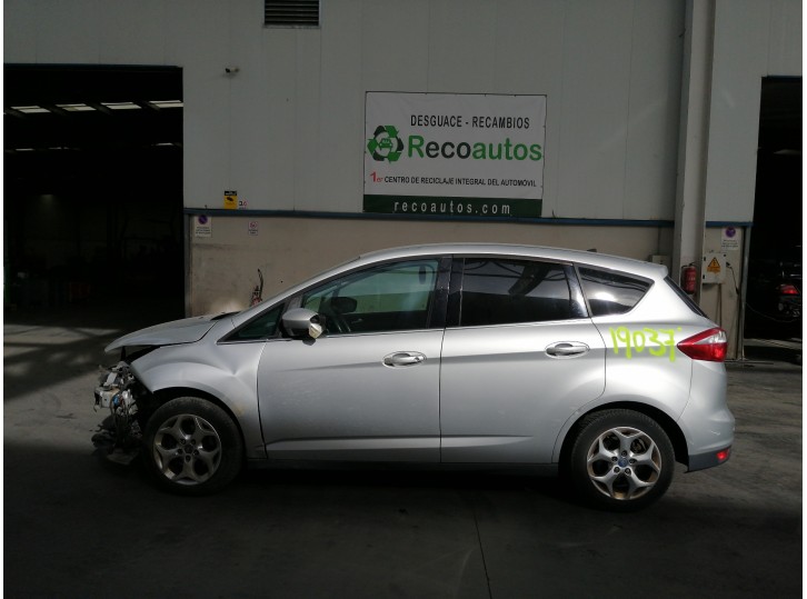 ford c-max del año 2010