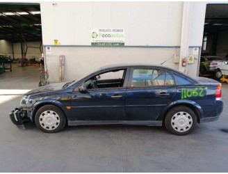 opel vectra c berlina del año 2002