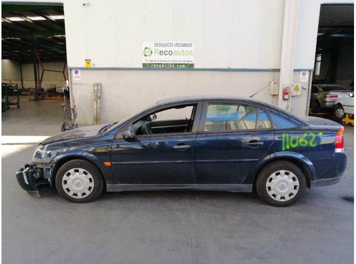 opel vectra c berlina del año 2002