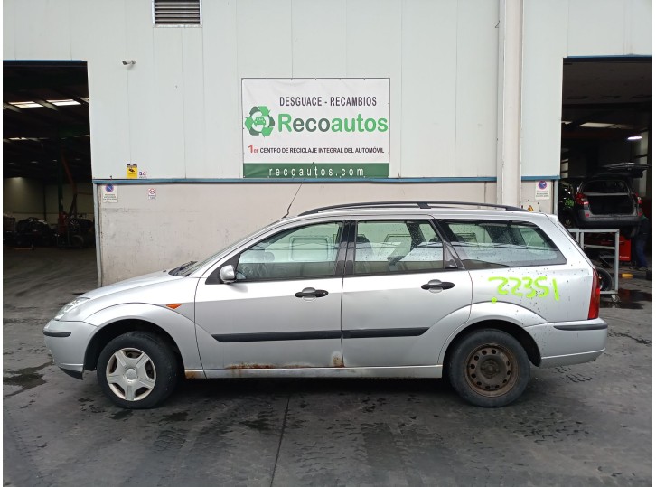 ford focus i turnier (dnw) del año 2004