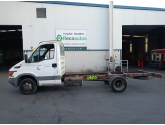 iveco daily chasis- cabina (1999 =>) del año 2004