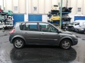renault scenic ii del año 2004