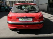 peugeot 206 berlina del año 2001