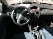 peugeot 206 berlina del año 2001