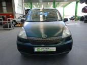 toyota yaris verso (_p2_) del año 2002