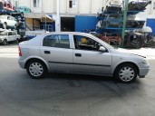 opel astra g berlina del año 2001