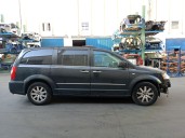 lancia voyager monospace (404_) del año 2012
