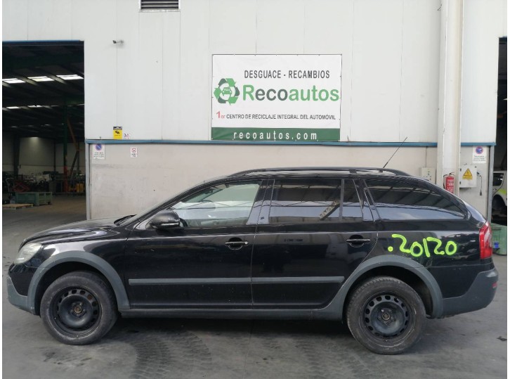 skoda octavia combi (1z5) del año 2010