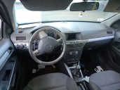 opel astra h berlina del año 2006