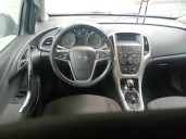 opel astra j lim. del año 2012