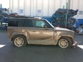 land rover defender station wagon (l663) del año 2024