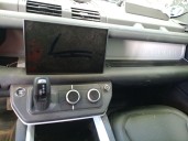 land rover defender station wagon (l663) del año 2024