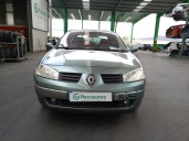 renault megane ii classic berlina del año 2004