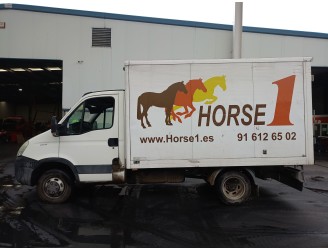 iveco daily iv caja/chasis del año 2012