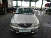 lancia lancia y del año 2003