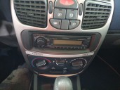 lancia lancia y del año 2003