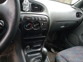hyundai lantra berlina (rd) del año 1998