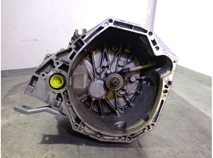 Recambio de caja cambios para renault scenic ii 1.6 16v referencia OEM IAM TL4A015 7701477431 S051844