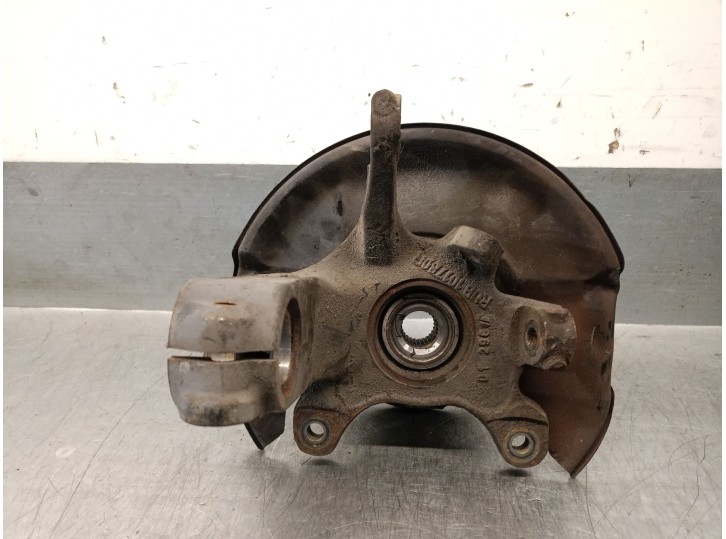 Recambio de mangueta delantera derecha para mg serie 25 (rf) 1.6 16v cat referencia OEM IAM RUB101780  