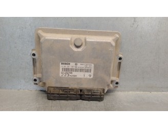 Recambio de centralita motor uce para fiat doblo cargo (223) 1.9 jtd cat referencia OEM IAM 55193786  0281011557 BOSCH