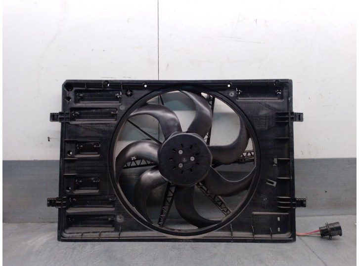 Recambio de electroventilador para volkswagen tiguan (5n) acdpcax0 1.5 110kw referencia OEM IAM 5Q0121203DE 