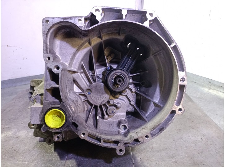 Recambio de caja cambios para ford fiesta (cbk) 1.4 tdci cat referencia OEM IAM 2N1R7002ED 1561677 TTFD0021107111011