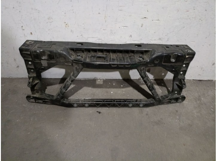 Recambio de panel frontal para land rover defender station wagon (l663) d250 mhev 4x4 referencia OEM IAM LR188173  LR188173