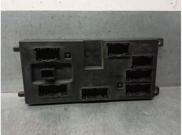 Recambio de modulo confort para jaguar f-pace (x761) 2.0 td4 referencia OEM IAM GX7314F041AL 3079338495 