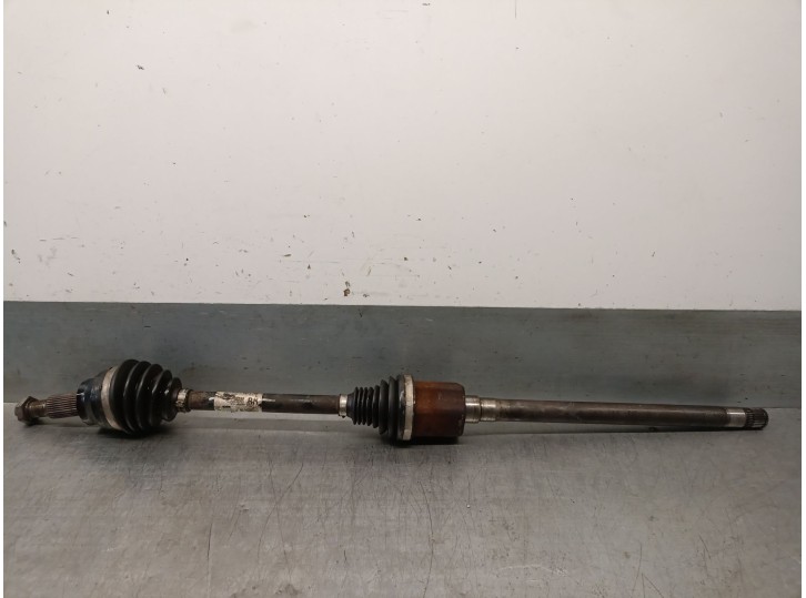 Recambio de transmision delantera derecha para jaguar f-pace (x761) 2.0 td4 referencia OEM IAM HK833N128AB T4A1862 