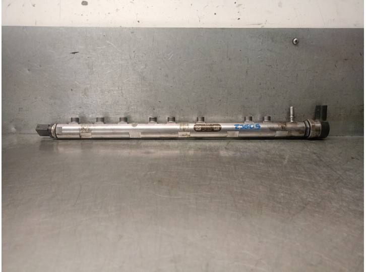 Recambio de rampa inyectora para bmw 5 (f10) 530 d referencia OEM IAM 780012402 13537805423 0445216031 BOSCH