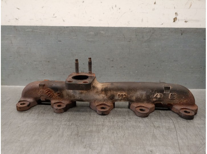 Recambio de colector escape para toyota proace furgoneta (mdz_) 1.6 d4d (mdz9) referencia OEM IAM SU001A0075 SU001A0075 