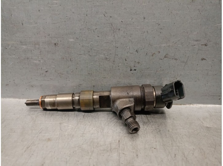 Recambio de inyector para toyota proace furgoneta (mdz_) 1.6 d4d (mdz9) referencia OEM IAM 0445110566  0445110566 BOSCH