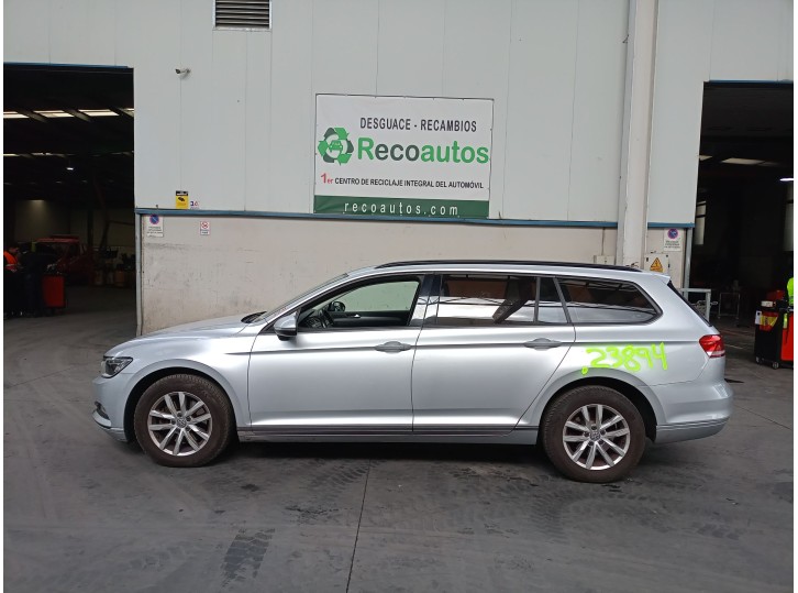 volkswagen passat variant (3g5) del año 2015