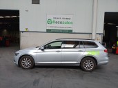 volkswagen passat variant (3g5) del año 2015