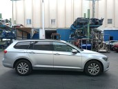 volkswagen passat variant (3g5) del año 2015