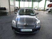 toyota avensis berlina (t25) del año 2005