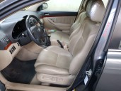 toyota avensis berlina (t25) del año 2005