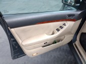 toyota avensis berlina (t25) del año 2005