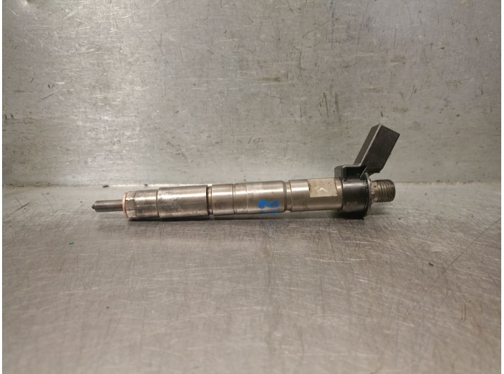 Recambio de inyector para bmw x3 (e83) 2.0d referencia OEM IAM 7797877 7797877 