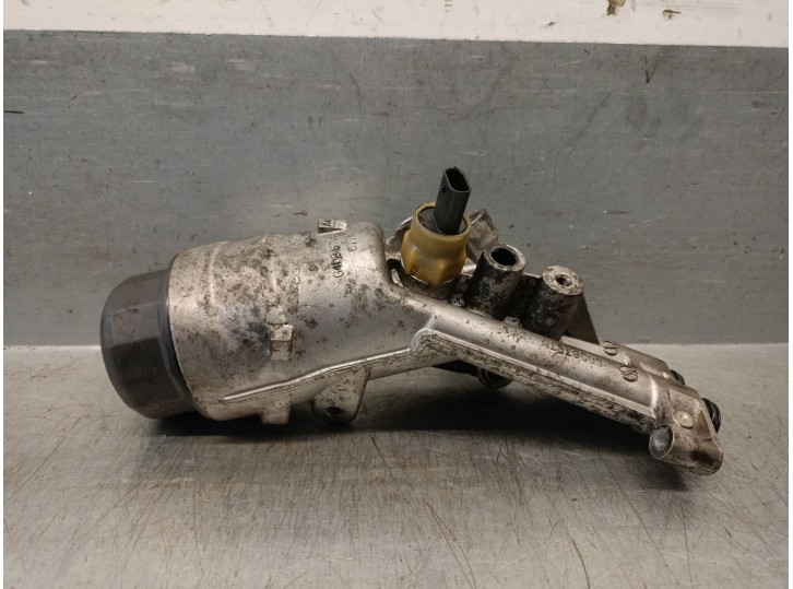 Recambio de soporte filtro aceite para jaguar f-pace (x761) 2.0 td4 referencia OEM IAM G4D36714C77A JDE37056 