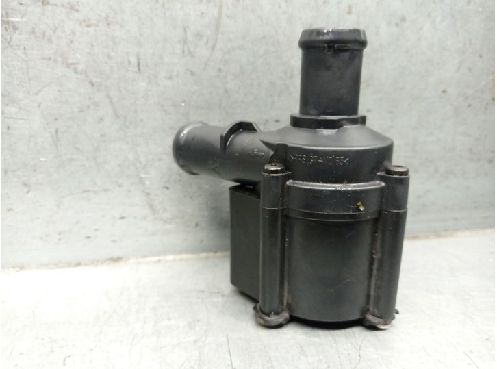 Recambio de bomba agua para audi a5 (f53, f5p) 2.0 tfsi referencia OEM IAM 06H121601N 06H121601N 704071220