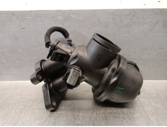 Recambio de termostato para jaguar f-pace (x761) 2.0 td4 referencia OEM IAM G4D38575AD JDE38476 